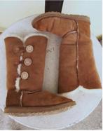 Uggs maat 39 type ugg bailey button triplet, Kleding | Dames, Schoenen, Ophalen of Verzenden, Zo goed als nieuw, Bruin