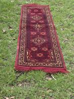 te koop een mooie perzisch loper voor de kastje voor 10 euro, Huis en Inrichting, Stoffering | Tapijten en Kleden, Ophalen, 100 tot 150 cm