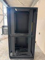 Patchkast / 19 inch rack / Serverkast, Computers en Software, Serverkasten, Ophalen, Gebruikt, Geperforeerd