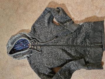 Vest mt Xl beschikbaar voor biedingen