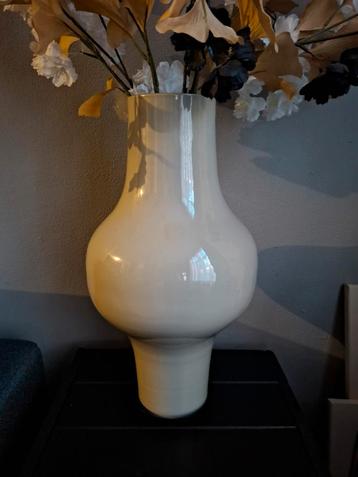 (Ophalen) Light & Living vaas, metaal, beige, 42 x 20 cm beschikbaar voor biedingen