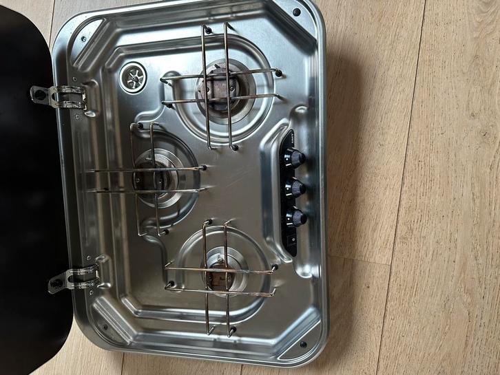 Smev driepitsgasstel met glasplaat, Caravans en Kamperen, Camper-accessoires, Zo goed als nieuw, Ophalen of Verzenden