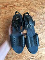 King Louie Klompjes - Maat 36, Kleding | Dames, Schoenen, Zwart, Zo goed als nieuw, King Louie, Sandalen of Muiltjes