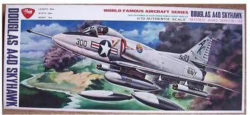 Central Douglas A4D Skyhawk SHF, Hobby en Vrije tijd, Modelbouw | Vliegtuigen en Helikopters, Gebruikt, Vliegtuig, 1:72 tot 1:144