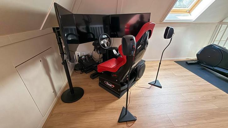 Complete Race Simulator Set - Rseat, Logitech, Buttkicker, Spelcomputers en Games, Spelcomputers | Overige, Gebruikt, Ophalen