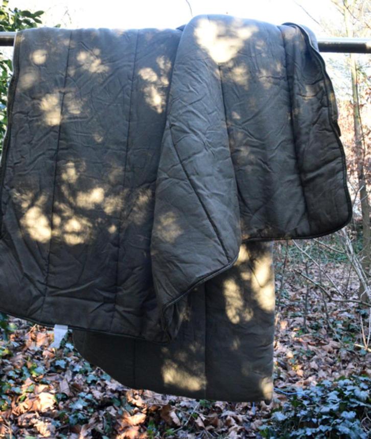 Legergroene slaapzak 71 x 185 cm, retro vintage polyester, Caravans en Kamperen, Slaapzakken, Gebruikt, Ophalen of Verzenden