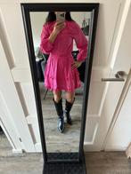 Super leuk jurkje van Nikkie, maat 36, ZGAN!, Kleding | Dames, Ophalen of Verzenden, Zo goed als nieuw, Nikkie, Roze