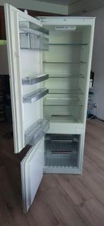 Schone koel-vriescombinatie(inbouw)kan ook vrij staan, Witgoed en Apparatuur, Koelkasten en IJskasten, Ophalen, 200 liter of meer