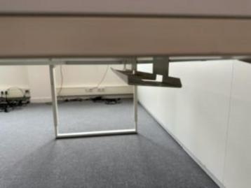 Bureau met knop en kabelgoot 160x80xH62-84 cm, 18 stuks - afbeelding 9