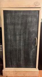 Stoere houten kledingkast met krijtbord & touw-handvat IKKS, Huis en Inrichting, Ophalen, Met hangruimte, 50 tot 100 cm, Zo goed als nieuw