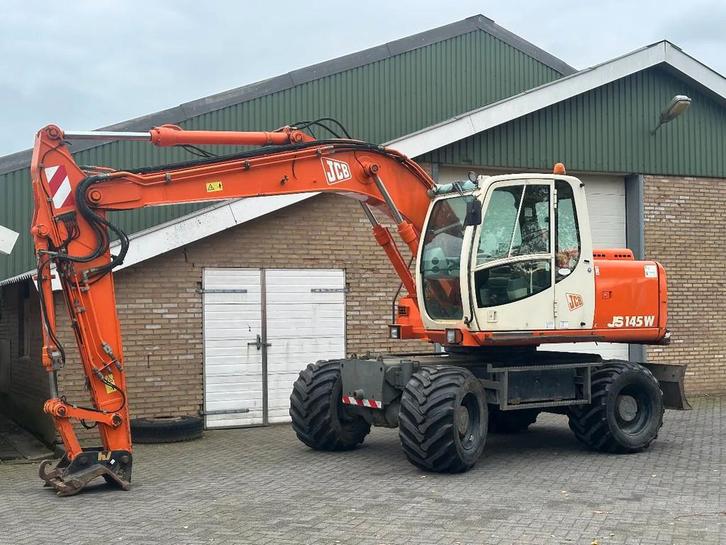 JCB JS145W (bj 2002), Zakelijke goederen, Machines en Bouw | Kranen en Graafmachines, Graafmachine