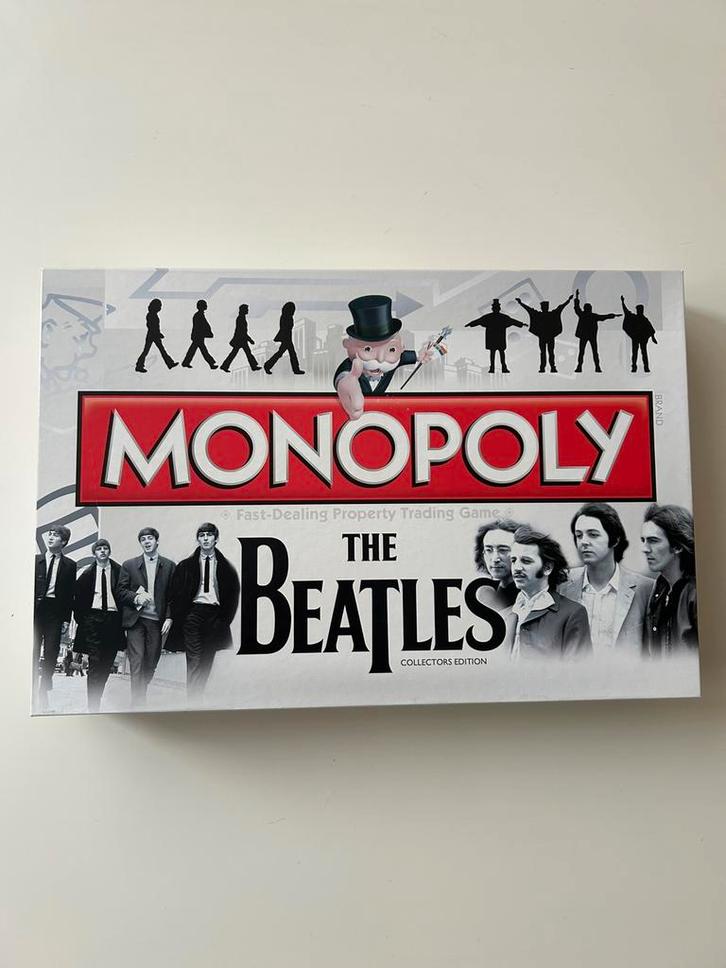 -Monopoly The Beatles- Collector’s Edition, Hobby en Vrije tijd, Gezelschapsspellen | Bordspellen, Zo goed als nieuw, Vijf spelers of meer