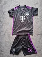 Voetbalshirt en broek Bayern Munchen maat 152, Ophalen of Verzenden, Zo goed als nieuw, Jongen of Meisje, Sport- of Zwemkleding