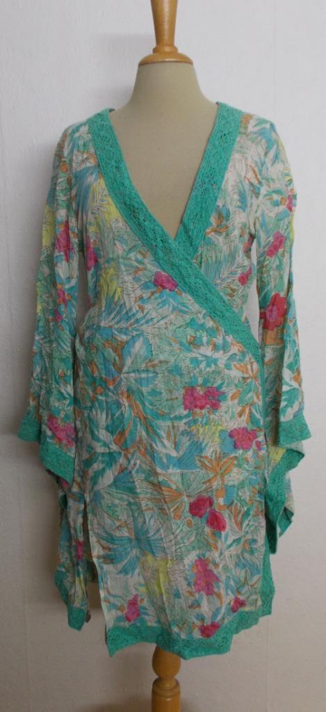Bohemien print wikkeljurkje met kant van Amor Lola! L, Kleding | Dames, Jurken, Zo goed als nieuw, Maat 42/44 (L), Groen, Knielengte