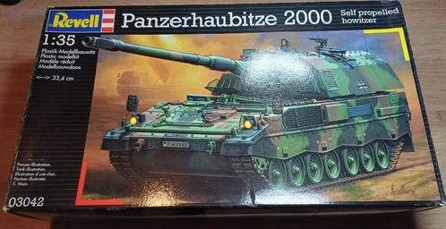 [1/35] Revell 03042 - Panzerhaubitze 2000 + EXTRAS!, Hobby en Vrije tijd, Modelbouw | Auto's en Voertuigen, Zo goed als nieuw