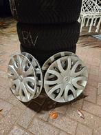 Winterbanden 185/65 R15 met velgen en bouten, Auto-onderdelen, Banden en Velgen, Gebruikt, 15 inch, Banden en Velgen, Personenwagen