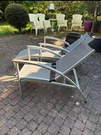Triniti design loungestoelen en voetenbank, Ophalen