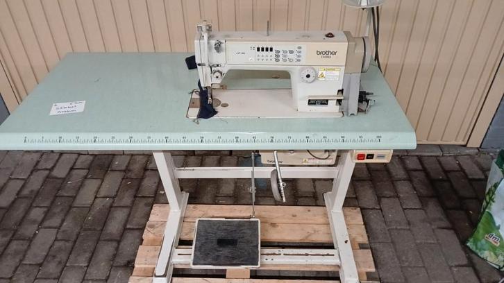 Partıj naaimachines, Hobby en Vrije tijd, Naaimachines en Toebehoren, Zo goed als nieuw, Naaimachine, Overige merken, Ophalen of Verzenden