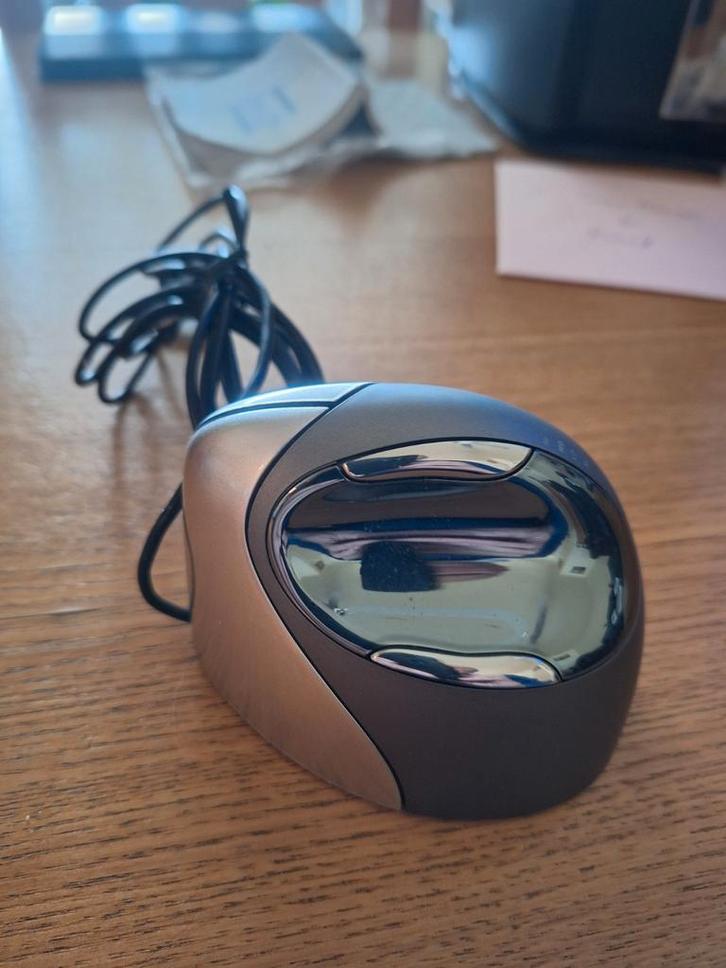 Evoluent VerticalMouse 4 Rechtshandig, Computers en Software, Muizen, Gebruikt, Muis, Rechtshandig, Bedraad, Ergonomisch, Ophalen of Verzenden