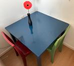 Kindertafel en stoelen, Ophalen, Zo goed als nieuw, Stoel(en)