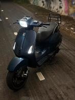 Vespa sprint custom, Fietsen en Brommers, Scooters | Vespa, Ophalen, Zo goed als nieuw