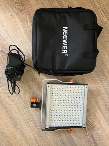 Neewer NL480 Lamp Zo Goed Als Nieuw beschikbaar voor biedingen