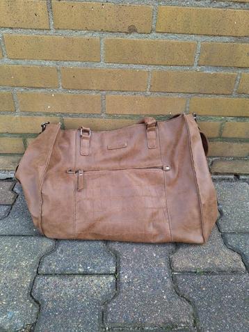 Leuke cognac tas beschikbaar voor biedingen