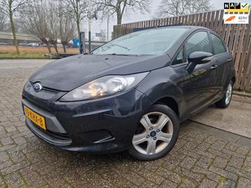 Ford Fiesta 1.25 Limited/airco/5 deuren /NIEUWE APK/rijd sch beschikbaar voor biedingen