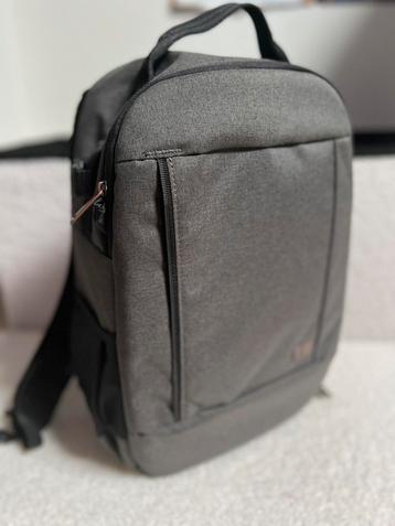 Case Logic Era Medium Camera Backpack beschikbaar voor biedingen