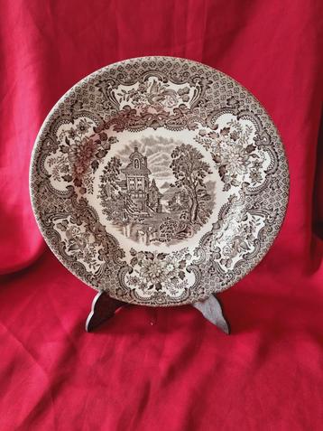 Vintage Staffordshire ontbijtborden, 11 stuks beschikbaar voor biedingen