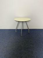 2 x Ronde tafel, wit blad, aluminium 4-poot, diameter 80 cm., Gebruikt, Ophalen