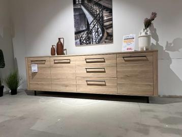 Showmodel - dressoir/barkast/tv-meubel/salontafel beschikbaar voor biedingen