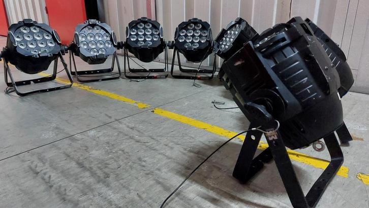 Profecionele Cameo studio 64 par RGBW-AU, Muziek en Instrumenten, Licht en Laser, Licht, Kleur, Ophalen of Verzenden