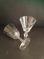 Wijnglas geslepen motief, Antiek en Kunst, Antiek | Glas en Kristal, Ophalen of Verzenden