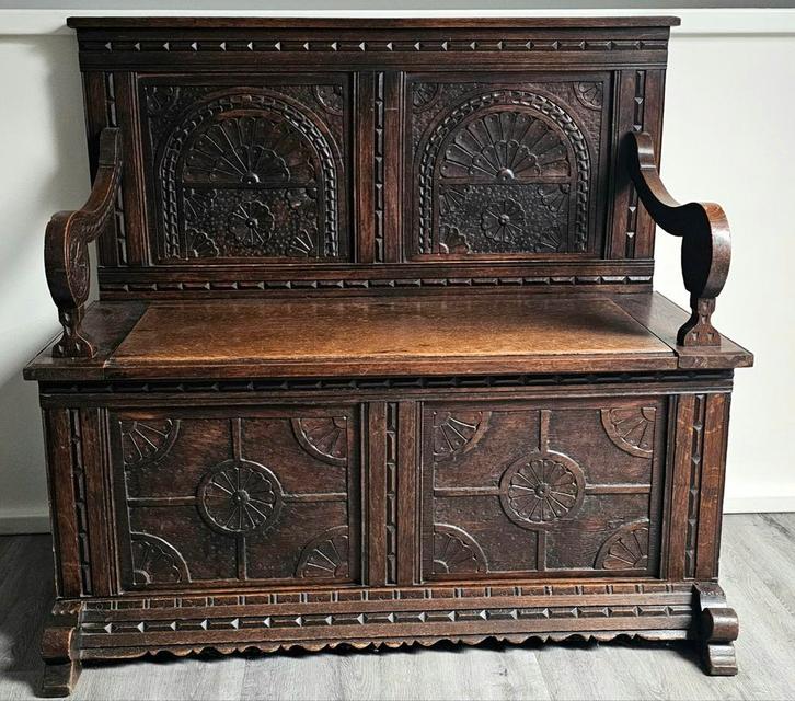 Klepbank antieke houten halbank, Antiek en Kunst, Antiek | Meubels | Stoelen en Banken, Ophalen