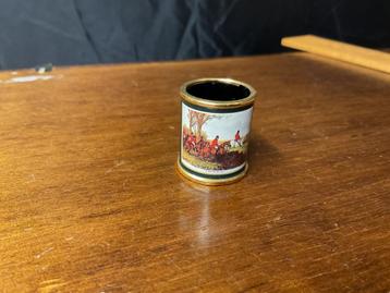 Mini Mundus prullenbak beschikbaar voor biedingen