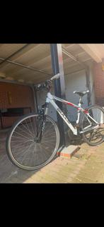 Bulls Wildcross crosshybride, Fietsen en Brommers, 28 inch, Gebruikt, Vering, 10 tot 15 versnellingen