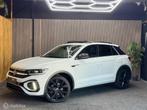 Volkswagen T-Roc 1.5 TSI R-Line|Pano|Cam|Lane|Side|Acc|18”, Auto's, 1258 kg, 4 cilinders, 150 pk, Wit