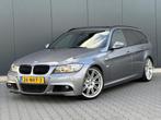 BMW 3-serie Touring 325I M-Pakket - Leder - Pano - Xenon - N, Auto's, Achterwielaandrijving, Gebruikt, Zwart, Leder en Stof