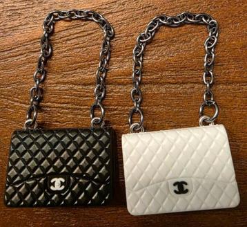 Labubu tasje, handtas, tas ( kleding kleren kleertjes) beschikbaar voor biedingen