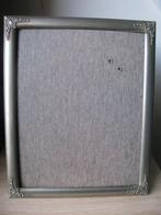 Grote Zilver Kleurige Fotolijst - Mooie Hoekjes 27.5x22.5, Antiek en Kunst, Verzenden