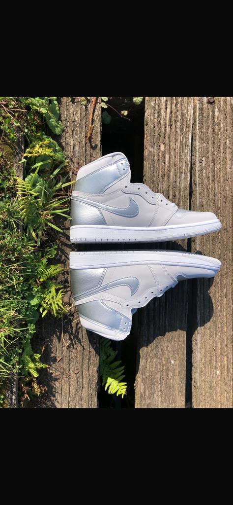 Nike Air Jordan 1 High 'Japan' Maat 43 - Nieuw!, Kleding | Heren, Schoenen, Nieuw, Sneakers of Gympen, Overige kleuren, Ophalen of Verzenden