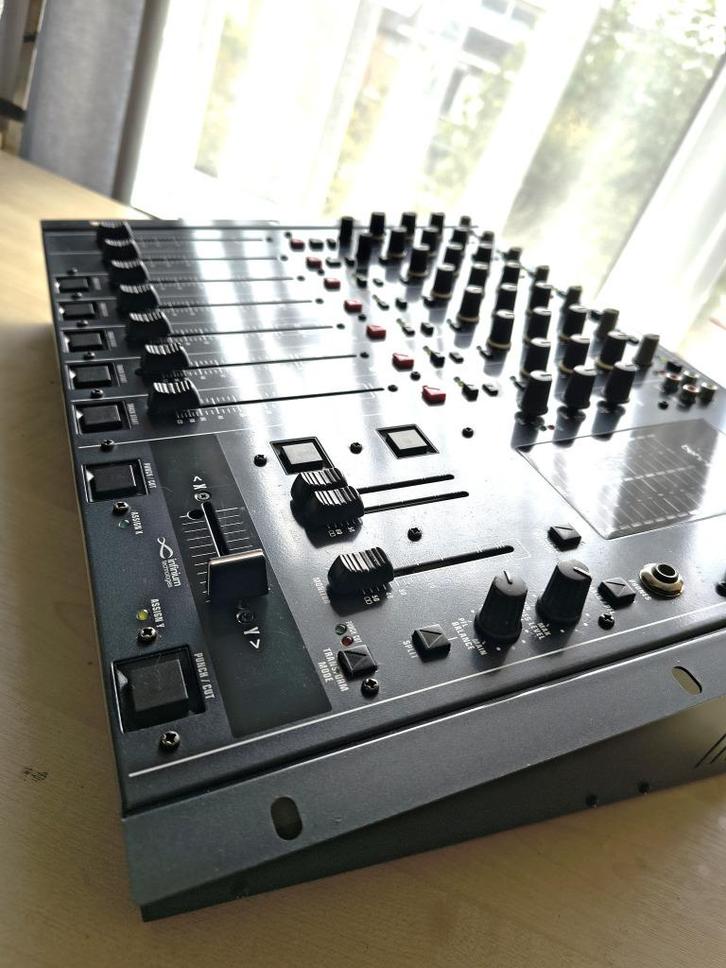 Behringer DX2000USB pro DJ mixer, Muziek en Instrumenten, Mengpanelen, Gebruikt, 5 tot 10 kanalen, Microfooningang, Ophalen of Verzenden
