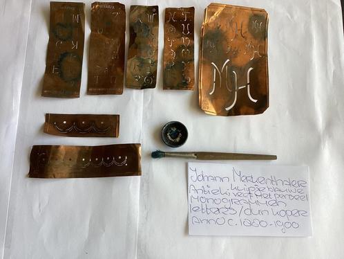 Antiek monogrammen set vanJohann Merkenthaler, Antiek en Kunst, Antiek | Koper en Brons, Koper, Ophalen of Verzenden