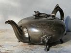 Antieke tinnen theepot met leeuwenpootjes, Ophalen of Verzenden