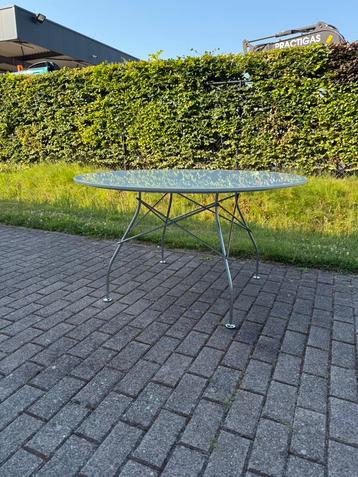 5X Kartell Glossy table wit 130cm beschikbaar voor biedingen