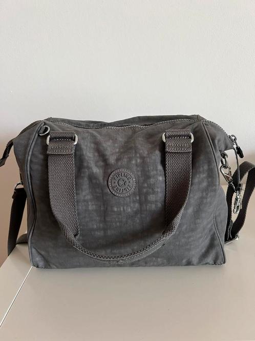 Kipling tas grijs., Sieraden, Tassen en Uiterlijk, Tassen | Damestassen, Zo goed als nieuw, Grijs, Ophalen of Verzenden