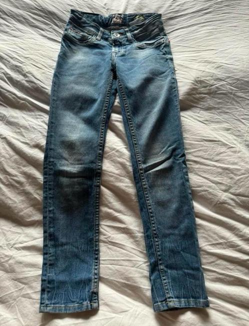 + Vingino skinny spijkerbroek. Maat 9., Kinderen en Baby's, Kinderkleding | Maat 134, Zo goed als nieuw, Jongen, Broek, Verzenden