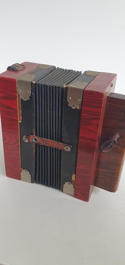 Piccolo knopaccordeon krachtig sound klein diatonisch antiek, Muziek en Instrumenten, Accordeons, Gebruikt, Knopaccordeon, Overige formaten