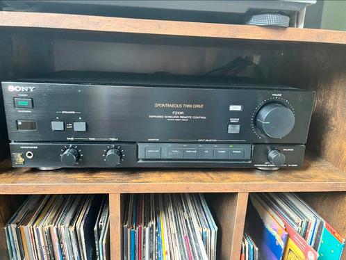 Versterker. Sony versterker TA-F310R werkt uitstekend, Audio, Tv en Foto, Versterkers en Receivers, Zo goed als nieuw, Stereo
